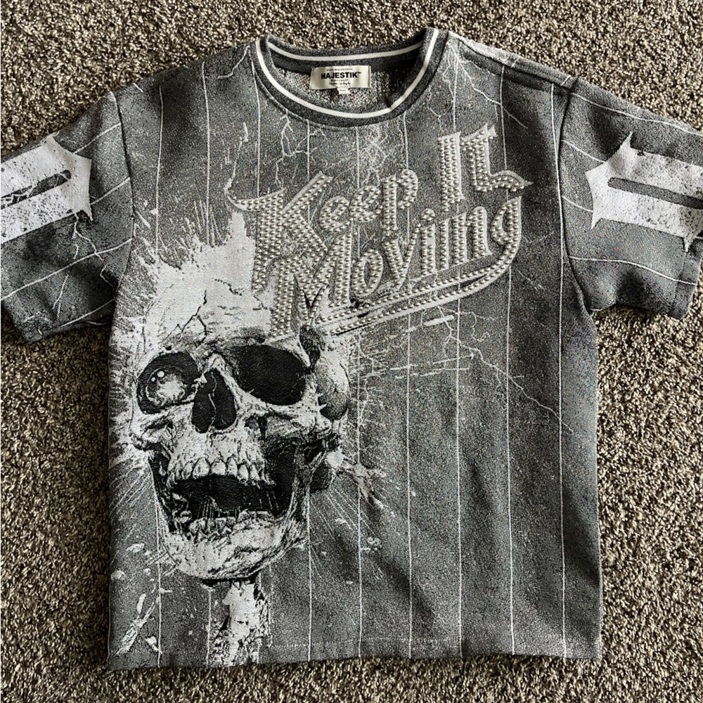 Gray Graphic Skull Mens T-Shirt